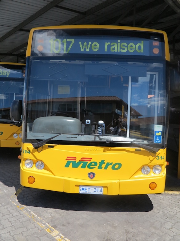 bus1_780